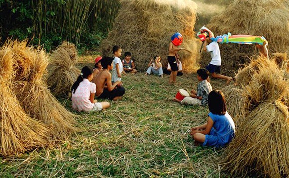 Tuổi thơ trong tôi là...