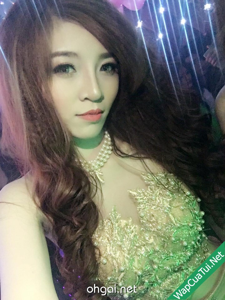 Gái xinh facebook: Lưu Trúc